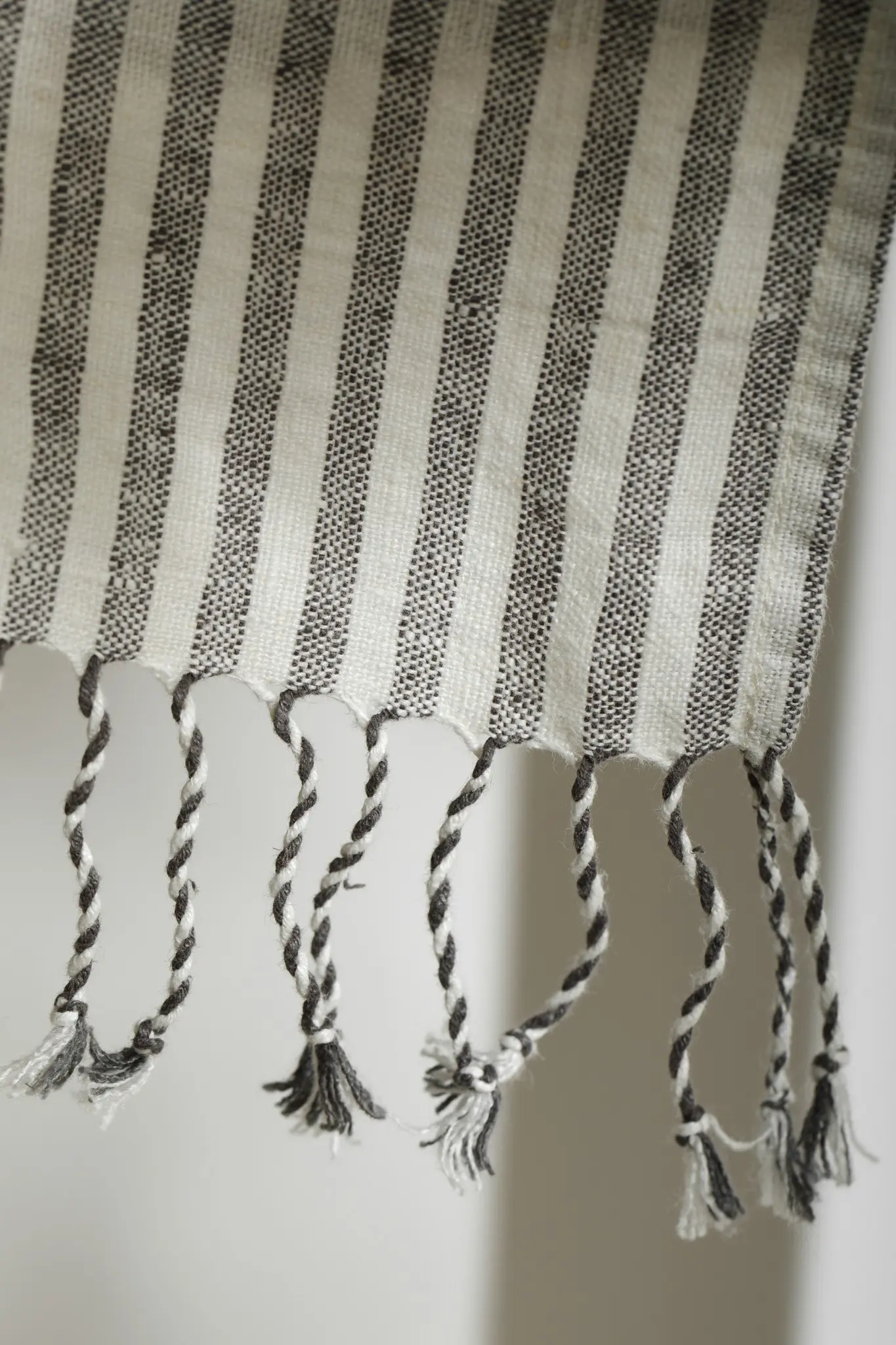 Linen Beach Towel / Grey stripes