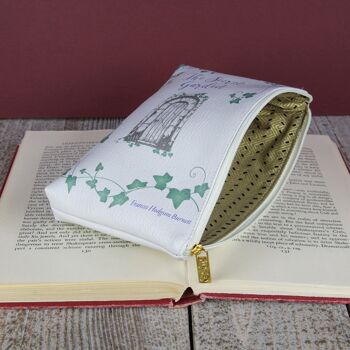 Pochette de sac à main The Secret Garden Grey Book Pouch 6