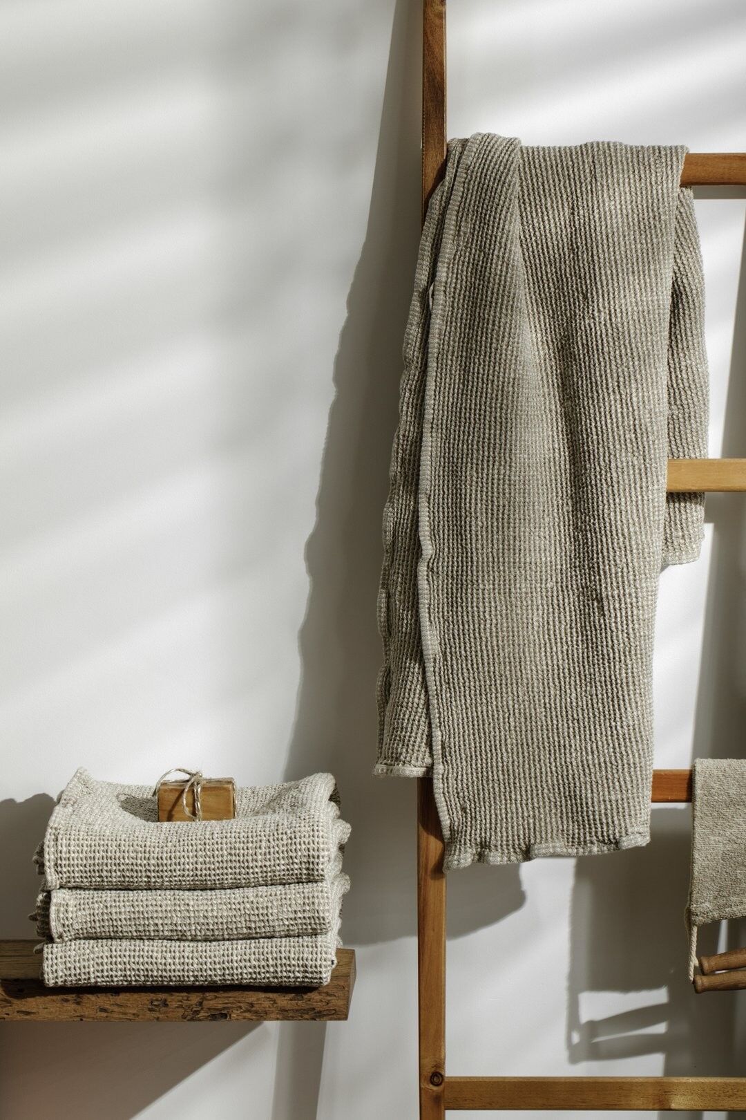 Waffled linen bathroom towel / Big