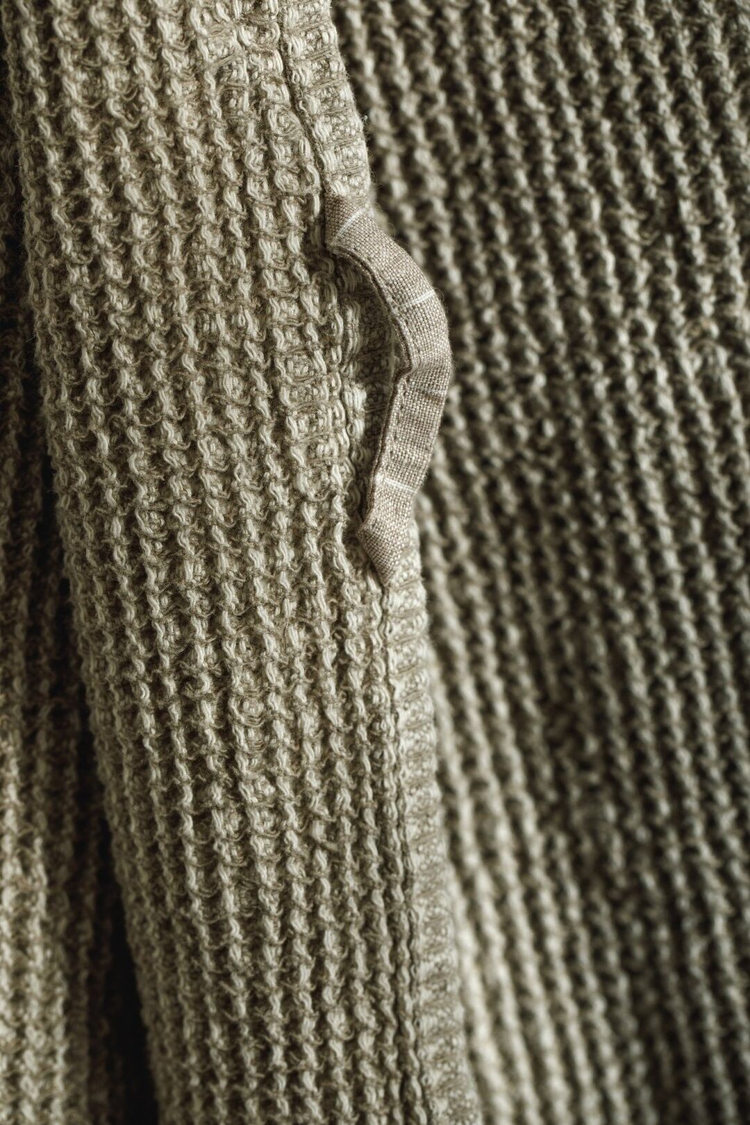 Waffled linen bathroom towel / Small