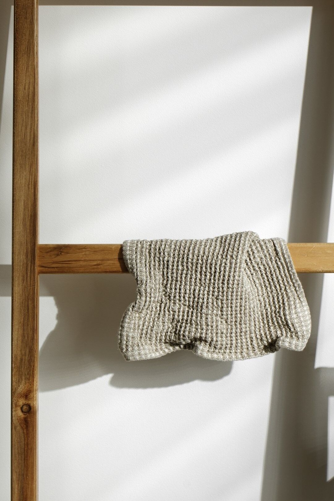 Waffled linen bathroom towel / Mini