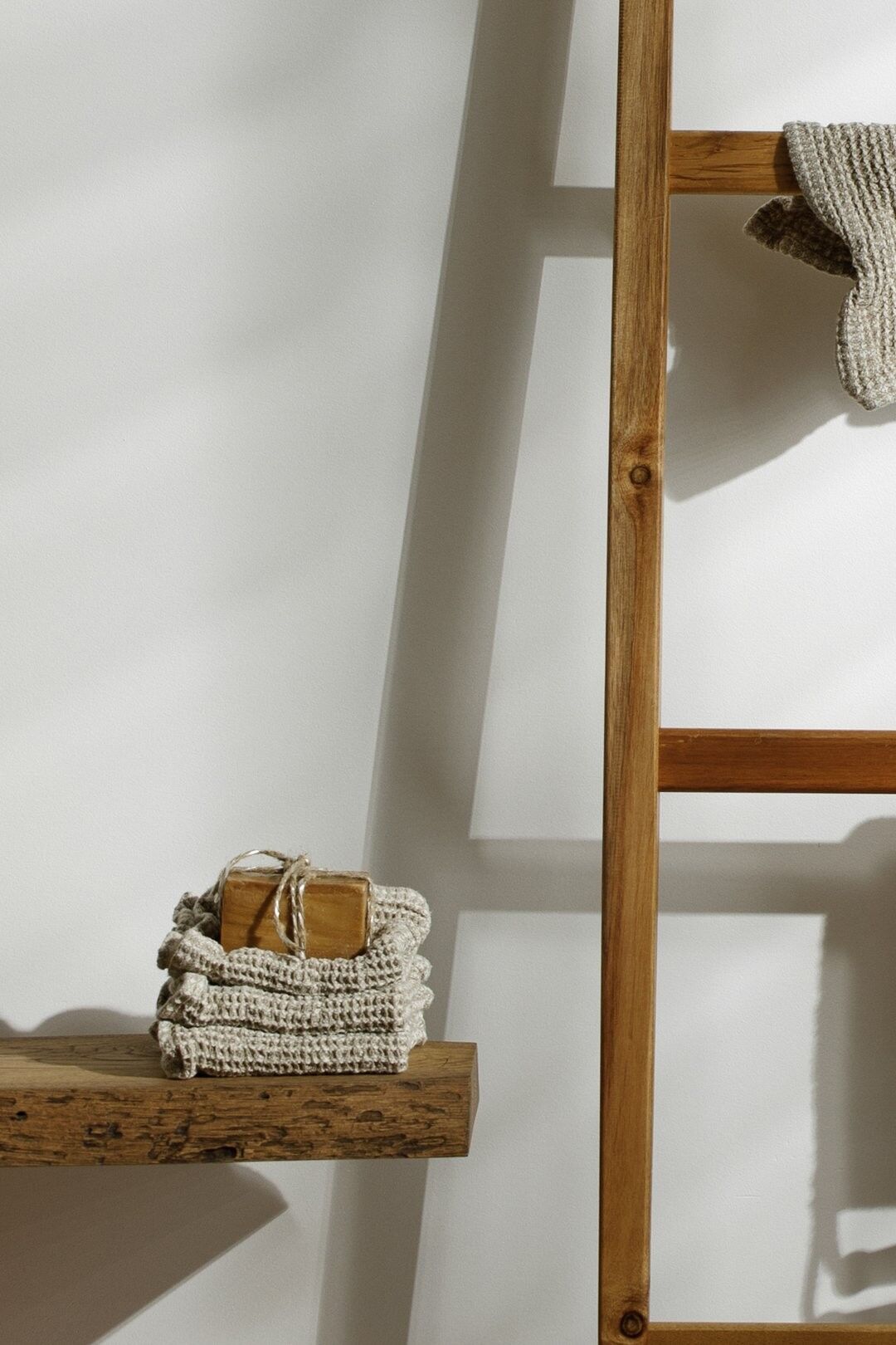 Waffled linen bathroom towel / Mini