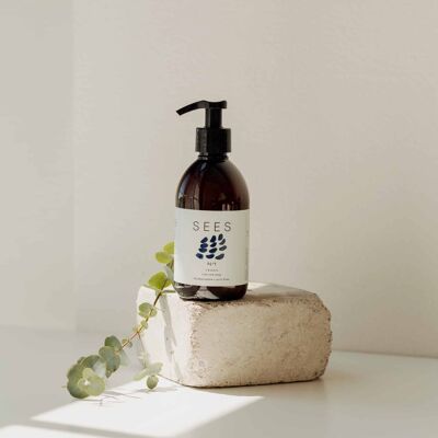 Biodegradable liquid soap No. 1 Cedar & orange