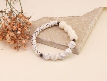 Bracelet d'aromathérapie perlé en perles de pierre gemme Howlite & Lava 3