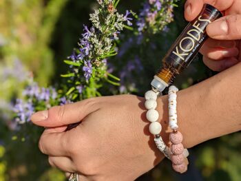 Bracelet d'aromathérapie perlé en perles de pierre gemme Howlite & Lava 5