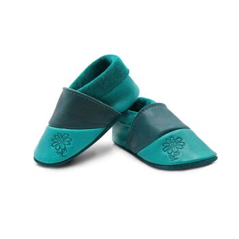 THEWO | Chaussures pour enfants en éco-cuir | Couleur : bleu - bleu foncé | Motif : fleur 1