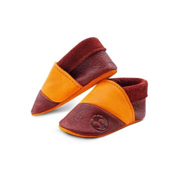 THEWO | Chaussures pour enfants en éco-cuir | Couleur : rouge - orange | Motif : football 3