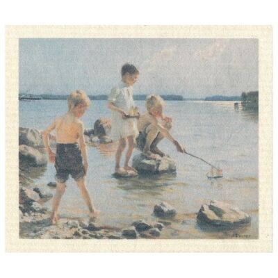 Dishcloth Boys jouant sur le rivage