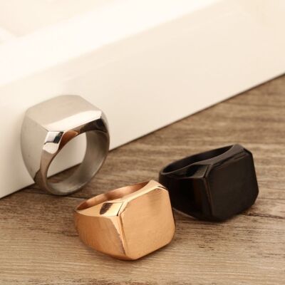 Simple Square Ring Gold