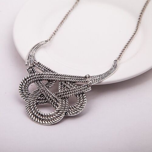 Vintage Hollow Geometry U Shape Necklace - Silver