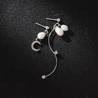 Pendientes Luna asimétrica de diamantes de imitación con perlas