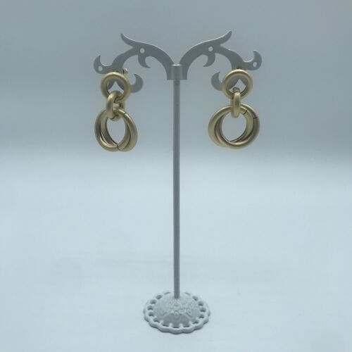 Linking crossed hoops earrings