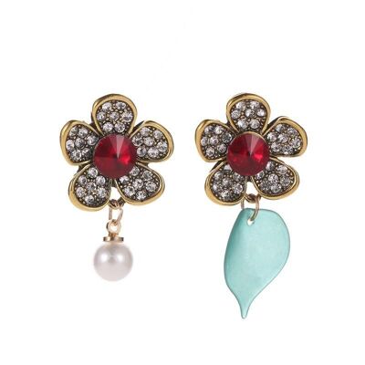 Aysmmetric flower pearl leaf earrings