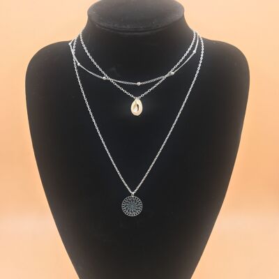 Collana a tre strati di conchiglie e gocce di sole