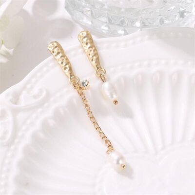 Aysmmetric peanut pearl drop earrings symmetrical