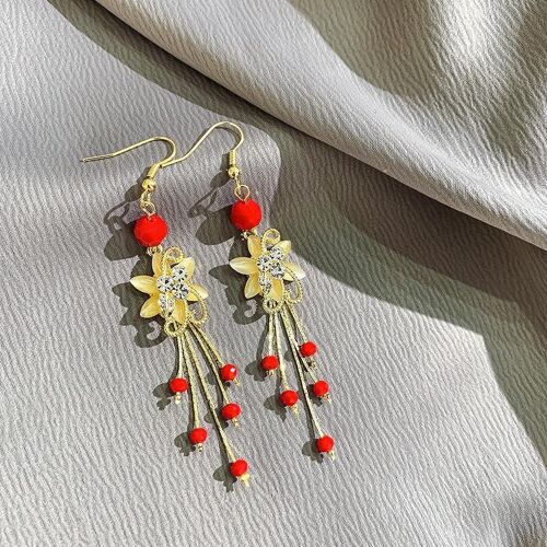 Flower Slinky Drop Beads Earrings - Red Beads