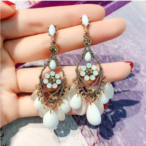Baroque Flower Water Drop Earrings - White