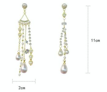 Boucles d'oreilles asymétriques à pampilles de perles baroques 2