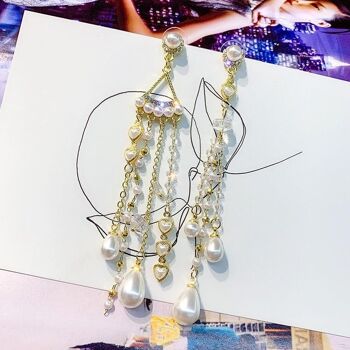 Boucles d'oreilles asymétriques à pampilles de perles baroques 5