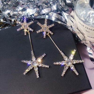 Diamond Snow Flake Earrings - Golden