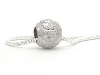 Collier Boule d'Argent Cercle Lié 1