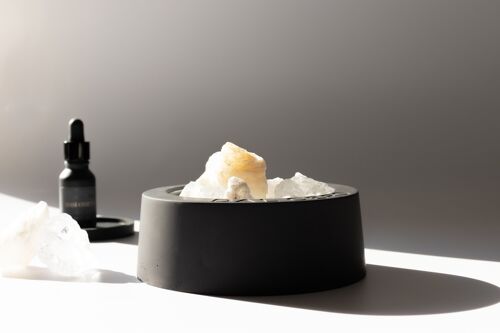 Scented Minerals L'INIZIO / PURE BLACK