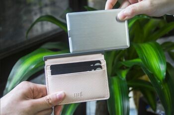 💰 Porte cartes & chargeur - Iné Recycled Leather - The wallet Powder Pink 💰 14