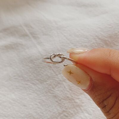 Orla Love Knot Ring - Sterling Silver