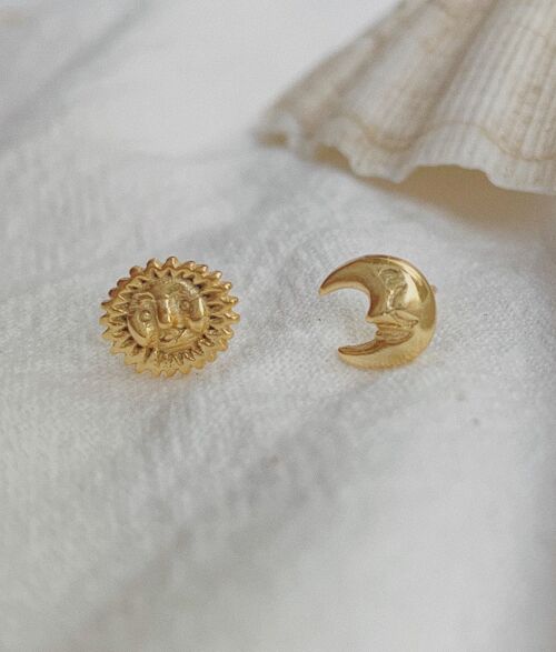 Solar-Luna Stud Earrings