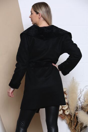 Manteau en cuir velours noir avec poches 3