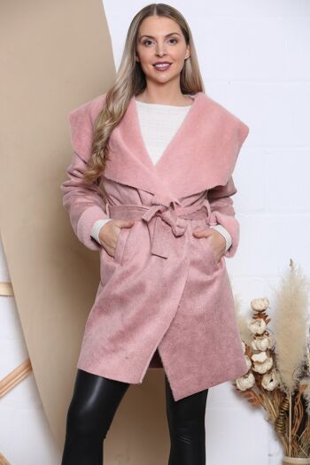 Manteau en cuir suédé rose avec poches 1