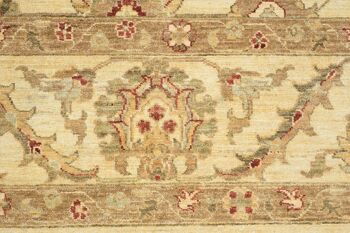 Tapis Afghan Chobi Ziegler 312x242 noué main 240x310 motif fleur beige poil court 5