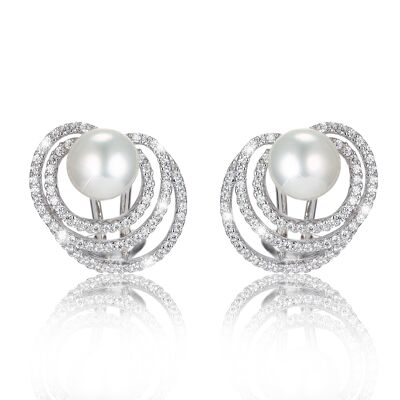 Ear studs pearl