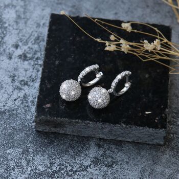 Boucles d'oreilles boule 4