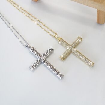 Collier croix 2