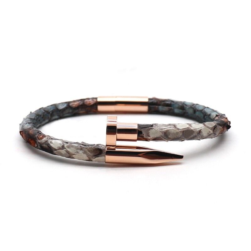 Bracelet en cuir rose à ongles