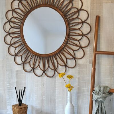 Flower 80 mirror by Pagan - honey varnished rattan