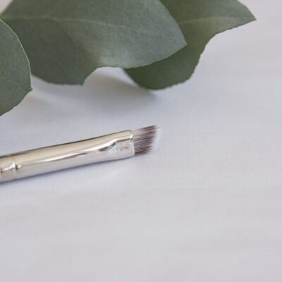 Liner brush f249