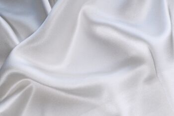 Parure de taies d'oreiller en satin de soie blanc - 2x King 50x90cm 6