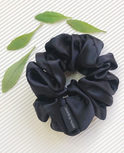 Organic Silk Scrunchie in Black