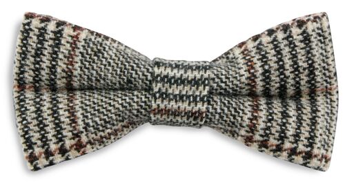 Sir Redman bow tie Nolan Tweed