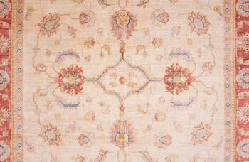 Tapis Afghan Feiner Chobi Ziegler 197x142 noué main 140x200 motif fleur beige 5