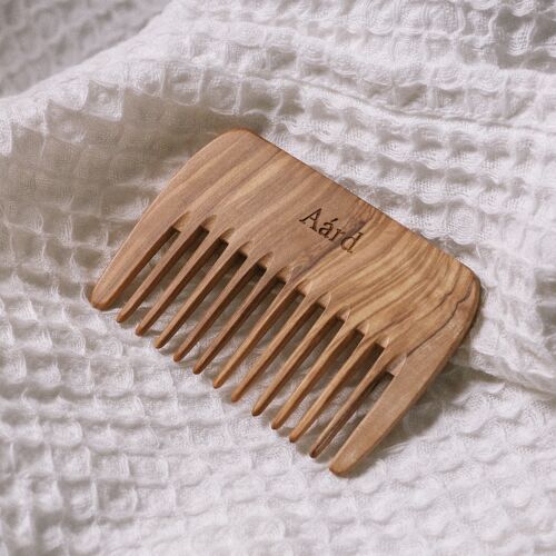 Comb in Olive Wood