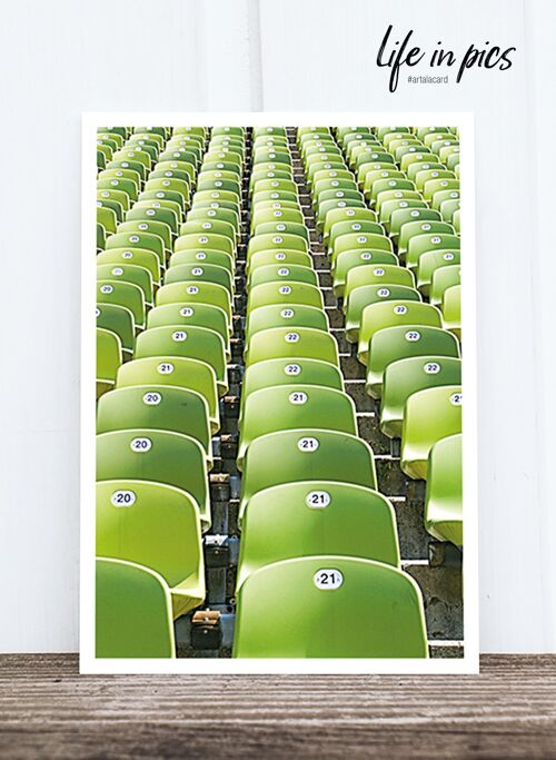 Life in Pic's Foto-Postkarte: Empty seats HF