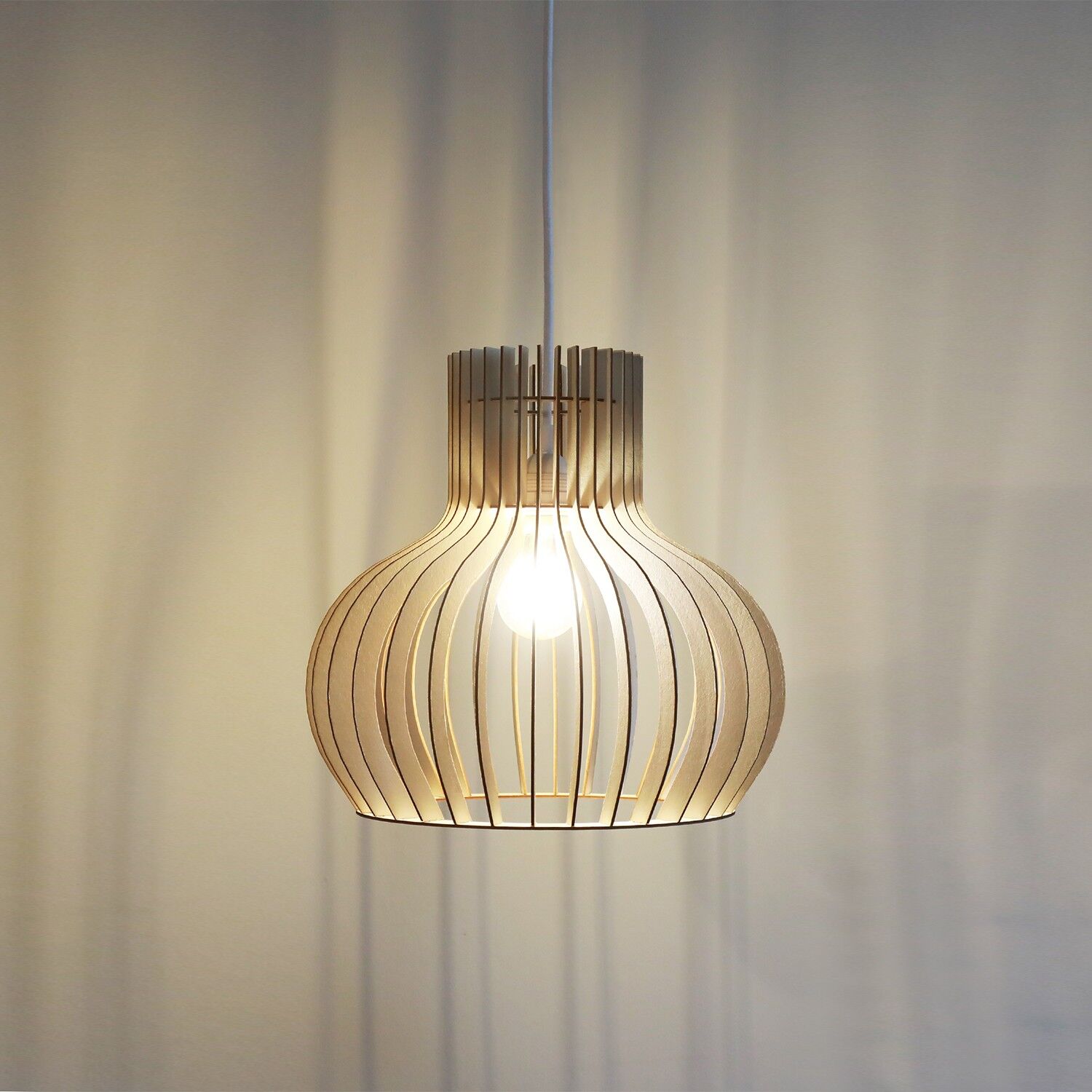 Ciondolo Pilea riciclato