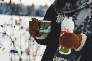 Mug en émail à l'extérieur 6