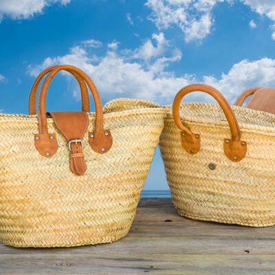 MEDIUM BASKET WITH SHORT ROUND HANDLES AND FLAP