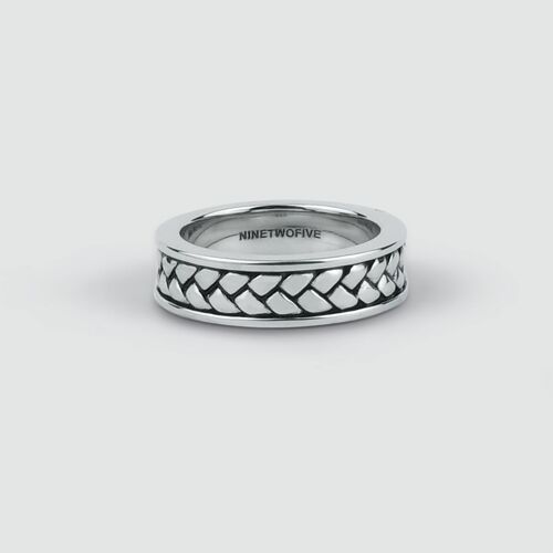 Harun - Sterling Silver Chain Ring