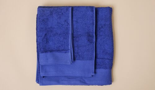 Tre-pack towel set, 50 % bamboo and 50 % egyptian cotton blend, sizes: 30 x 50 cm, 50 x 90 cm, 70 x 140 cm, colour: blue