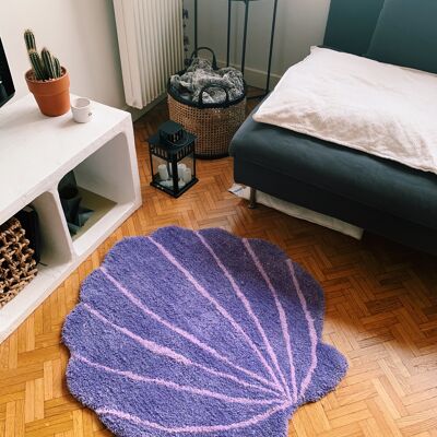 Violet shell rug